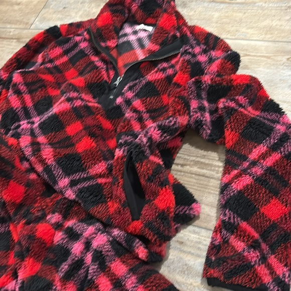 Maurices two piece Red Plaid Teddy Sherpa Sweatshirt and Shorts Set - Picture 5 of 5